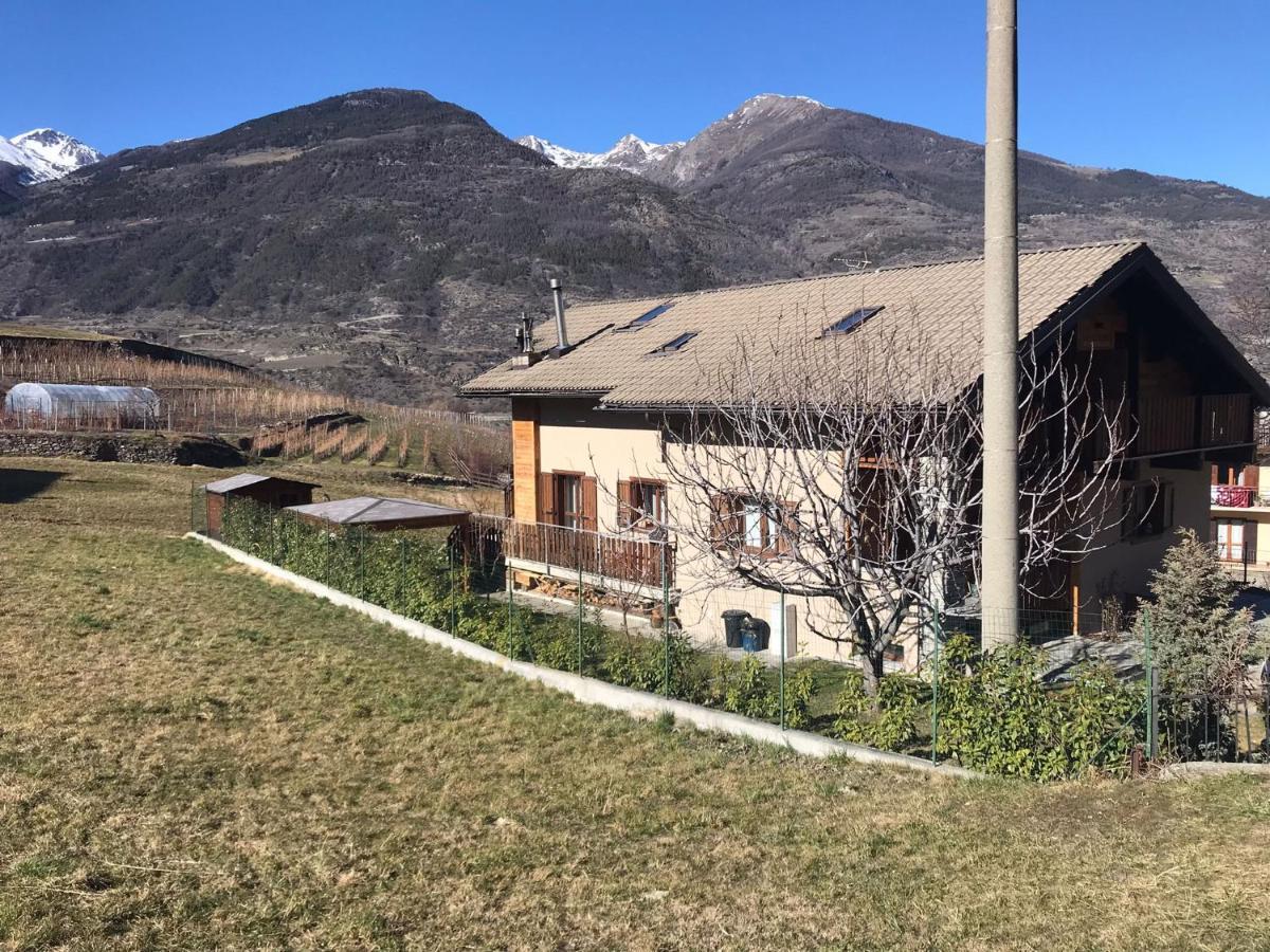 A Casa Da Elide Hotel Aymavilles Bagian luar foto