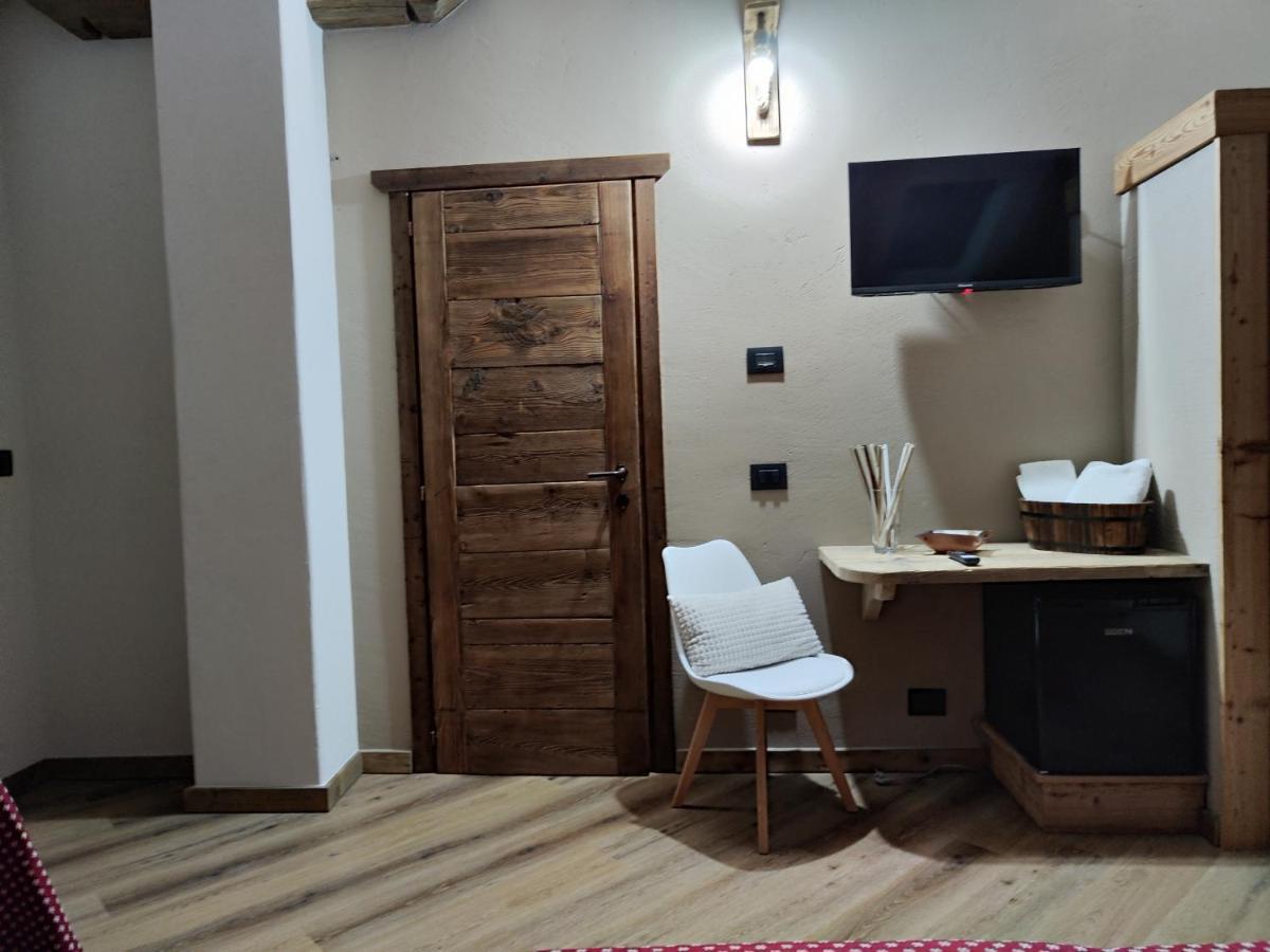 A Casa Da Elide Hotel Aymavilles Bagian luar foto
